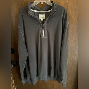 Men’s True Grit pullover. Size Medium